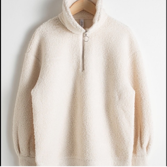 SOLD 🚨 & Other Stories- Faux shearling pullover - Picture 2 of 5